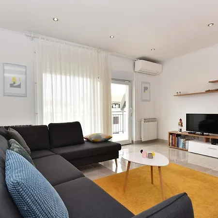 Brezac Olive Garden Apartment Fazana Exterior photo