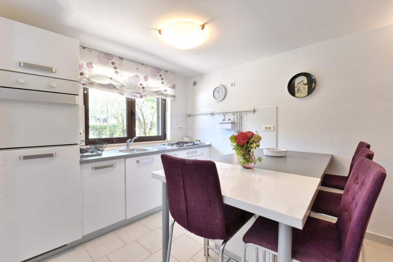 Apartment Brezac Olive Garden *