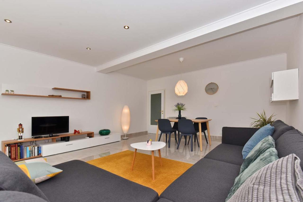 Apartment Brezac Olive Garden